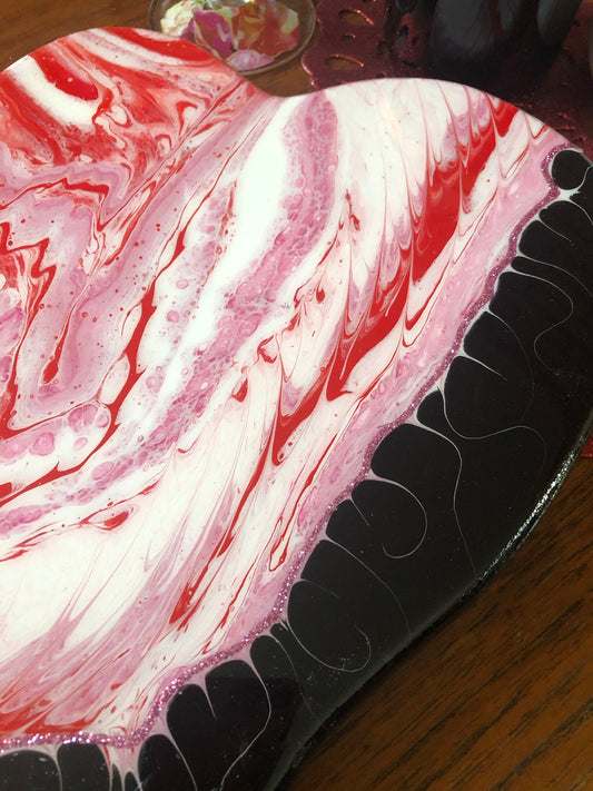 Heart wood cheeseboard