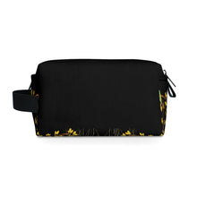 Load image into Gallery viewer, BEST MOM EVER Toiletry Bag