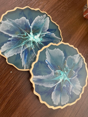 Blue flowers resin coasters