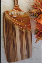 Load image into Gallery viewer, Fall Resin cheeseboard class