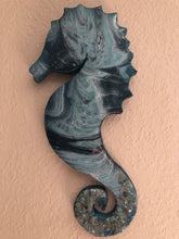 Load image into Gallery viewer, Wood seahorse pour