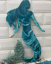 Load image into Gallery viewer, Crystal Mermaid