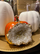 Load image into Gallery viewer, Crystal pumpkins SIZE MEDIUM