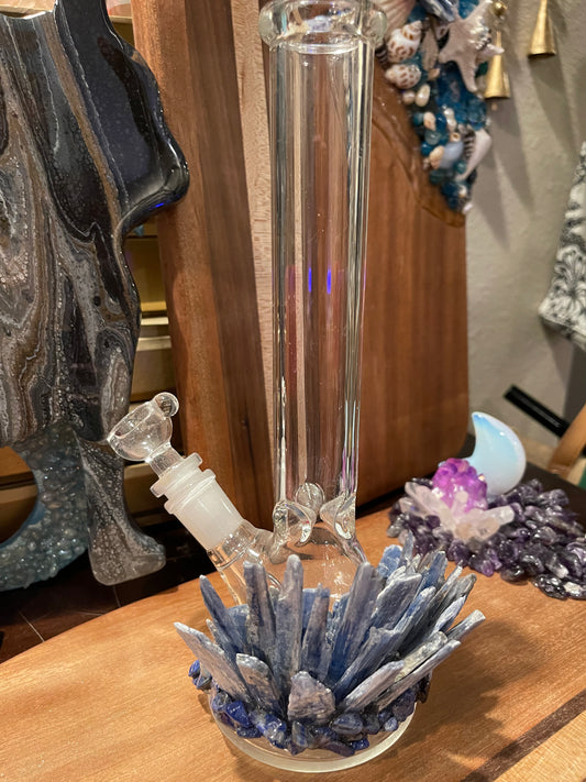 Kyanite and lapis crystal water pipe