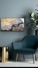 Load image into Gallery viewer, Modern gold leaf