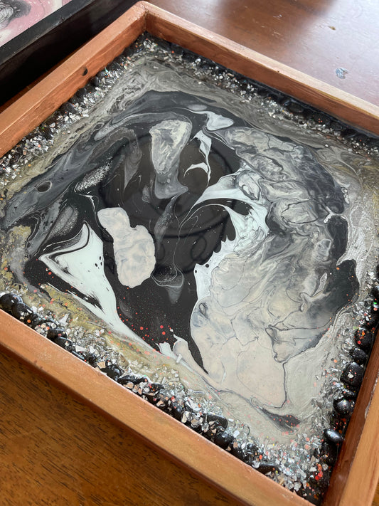 Wood tray in black